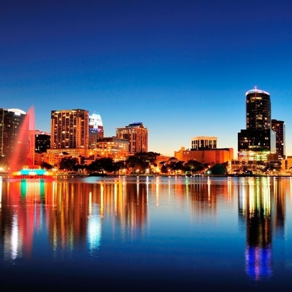 La ciudad de Orlando en la tarde