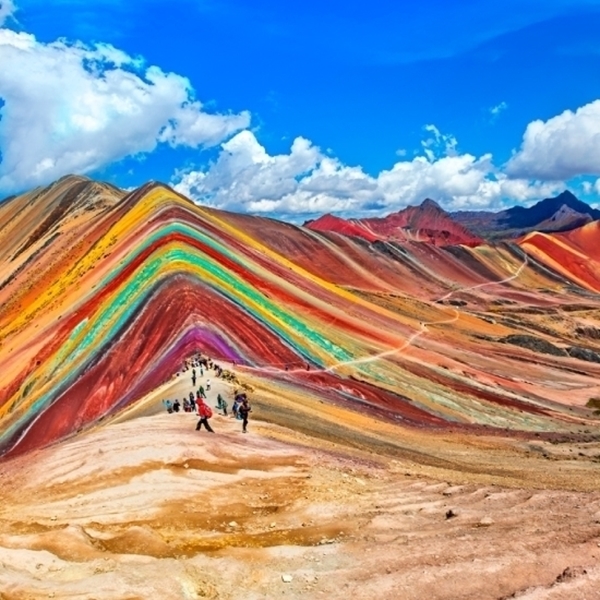 La montaña de siete colores en cusco