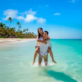 Pareja en Caribe Deluxe Princess