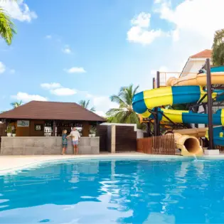 Pareja en Caribe Deluxe Princess
