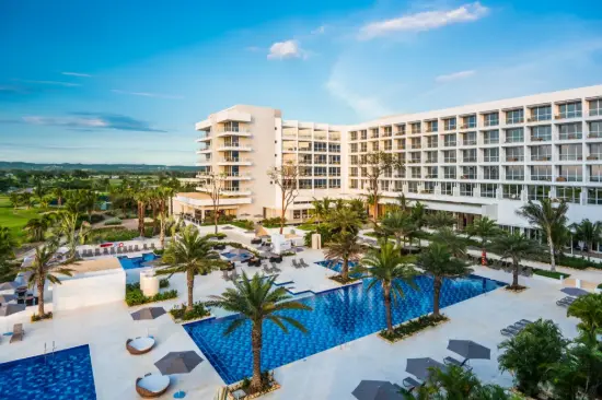 Cartagena Dreams Karibana Hotel